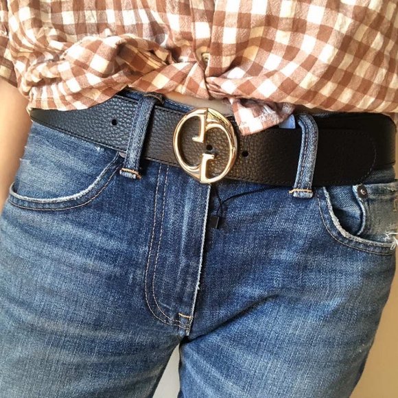 Gucci Black Leather Belt with Gold Buckle and Blue Interior - Picture 10 of 13